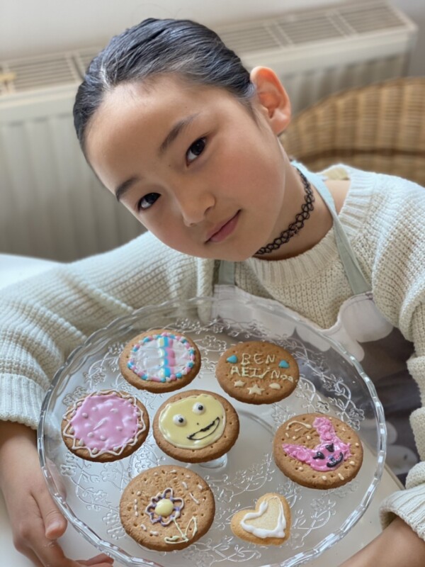 自分で作れたよ アイシングクッキー作品展 小学生オンライン体験 親子体験ならウィーケン