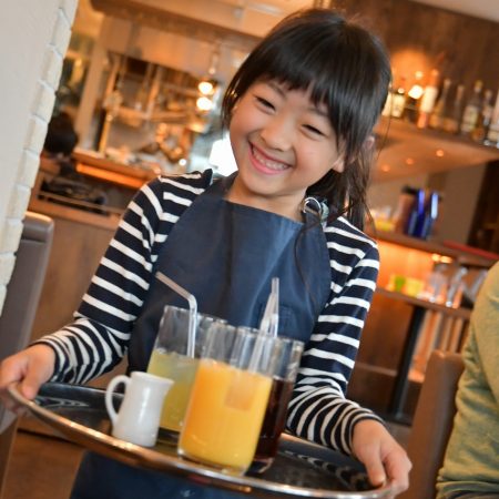 星ヶ丘のカフェでお仕事体験